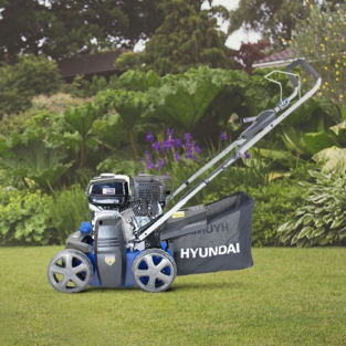 Alternative view of Best Petrol Lawn Scarifier Aerator – Powerful Hyundai HYSC210 40cm Performance