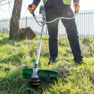 Gas Powered Weed Trimmer