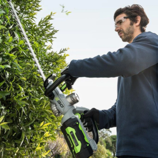 Alternative view of Best Cordless Hedge Trimmer – Powerful Cobra H5024V Li-Ion & EGO Power+ HT6500E 65cm 56V